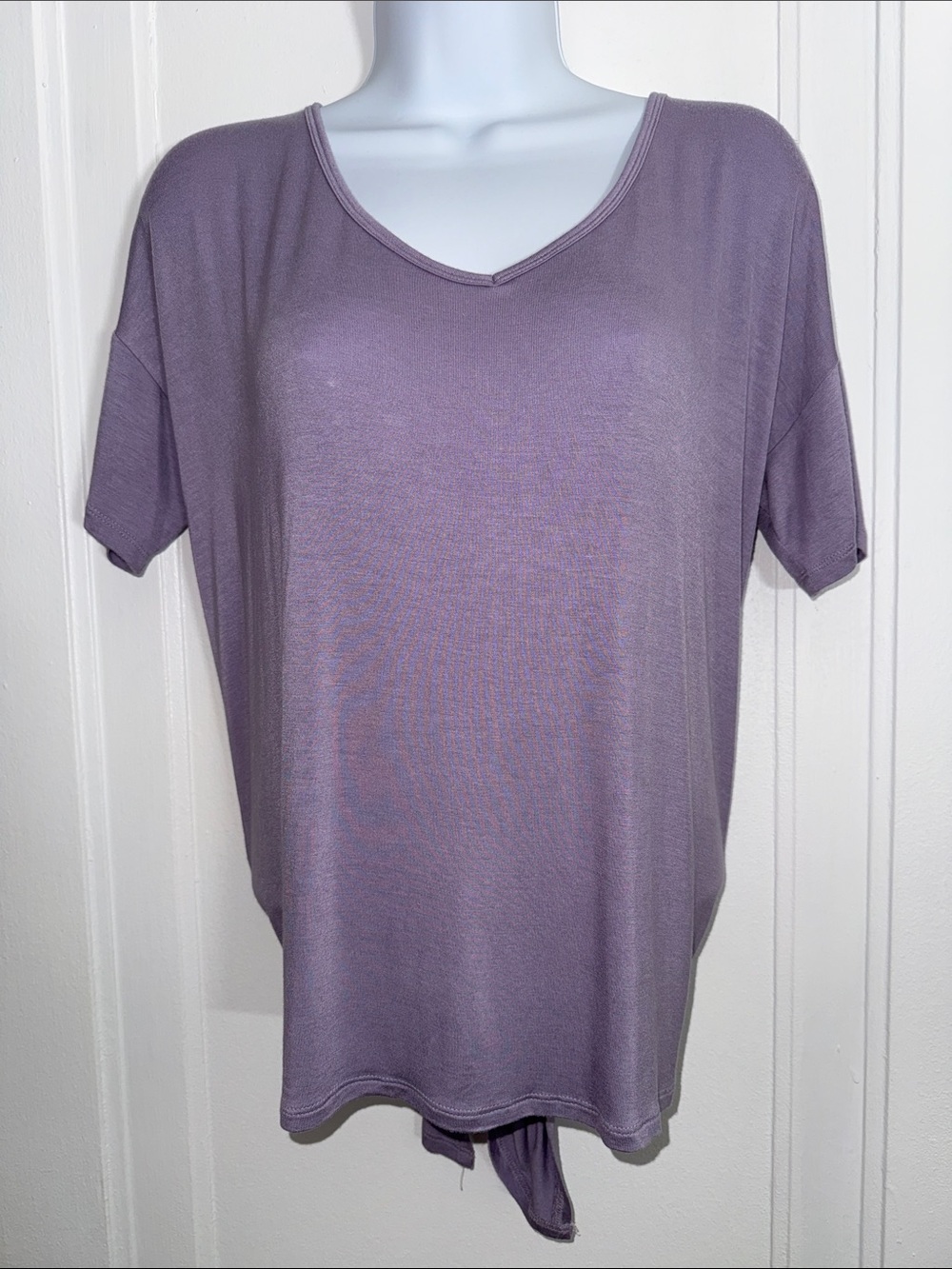 Forever 21 Lavender back tie Tee size XS